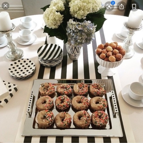 Hester & Cook 25 Feet Runner Paper, Black & White Striped - Picture 4 of 8